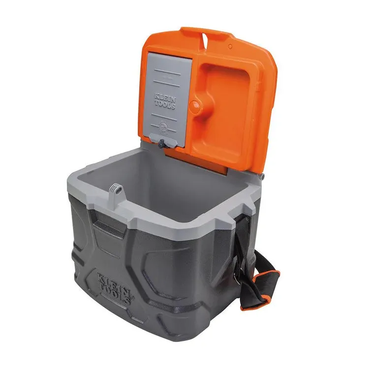 55600 Tradesman Pro™ Tough Box 17-Quart Cooler