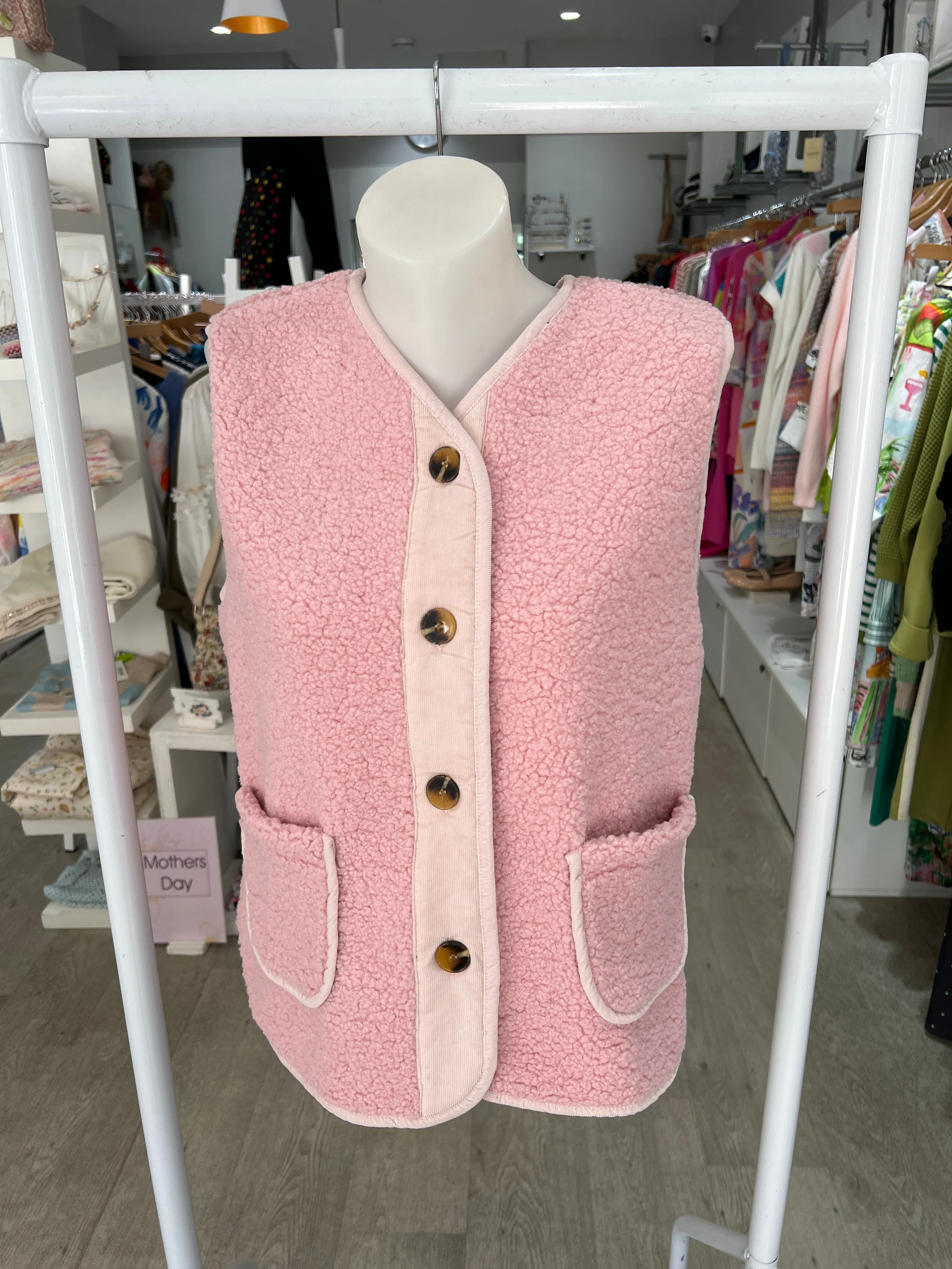 Amazing Woman Teddy Gilet