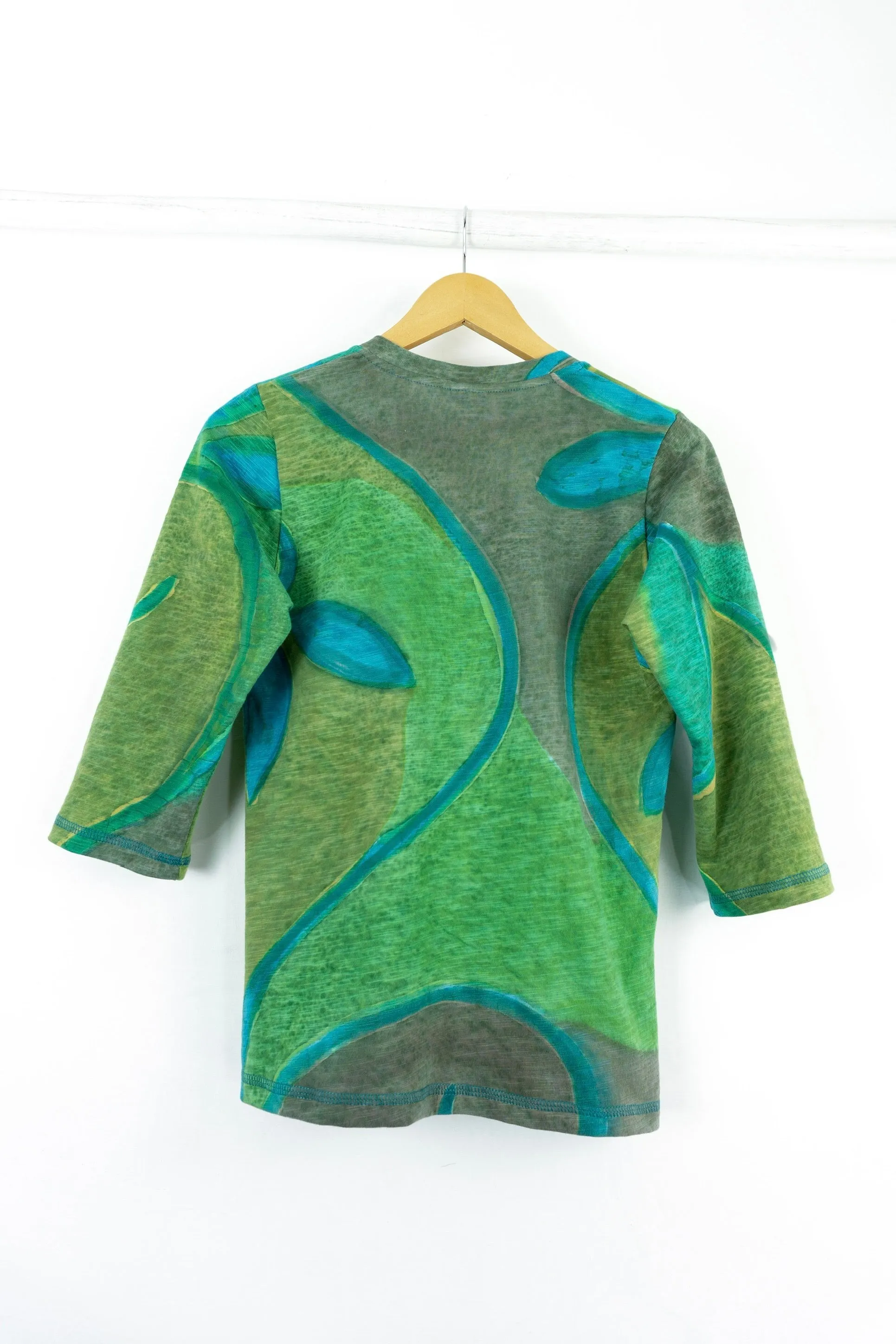 Deb Vee Tee - 1109 -  D'Vine - Garden