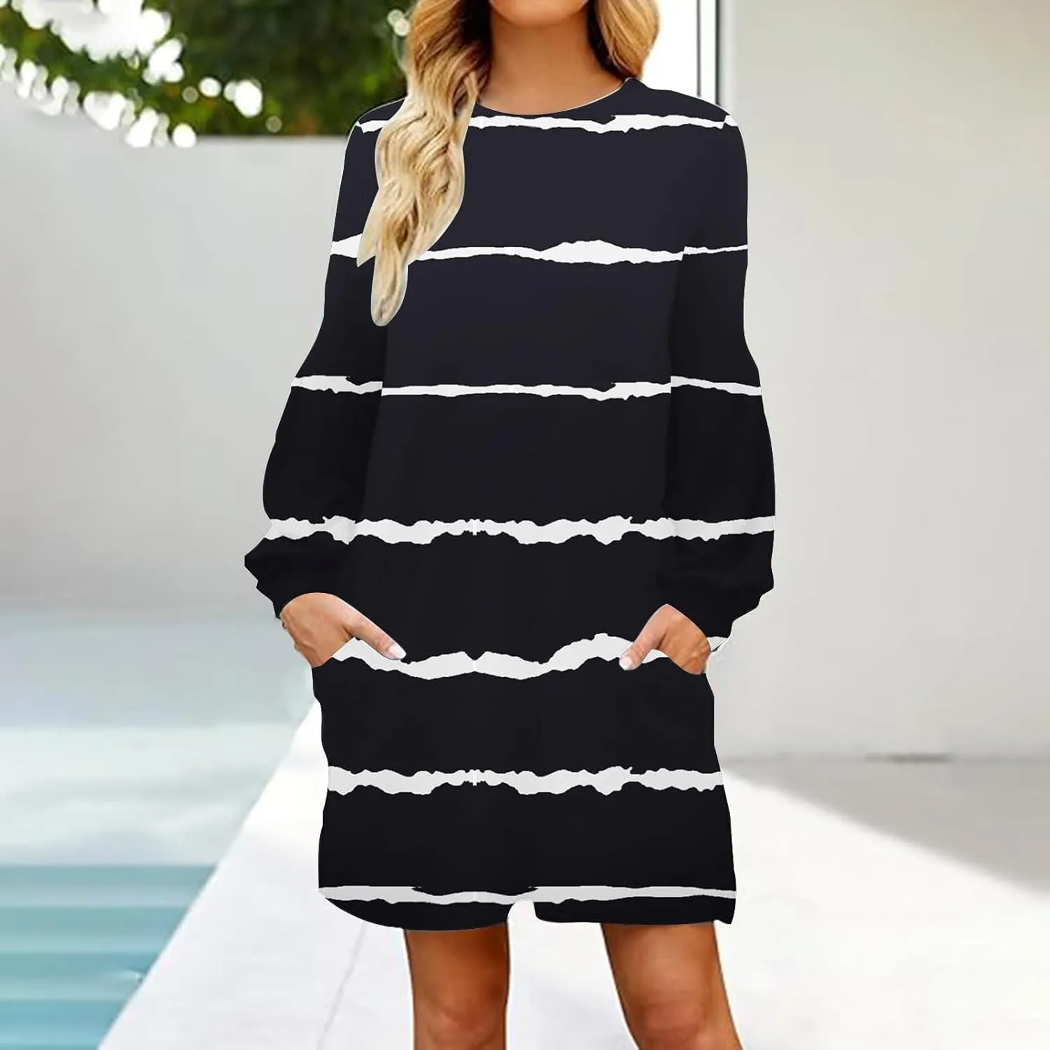 hlysgo Sweatshirt Dresses for Women 2024 Fall Casual Fleece Mini Dress Trendy Long Sleeve Striped Tunic Dress with Pockets