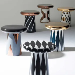 luxury side table .. طاولة جانبية فاخرة