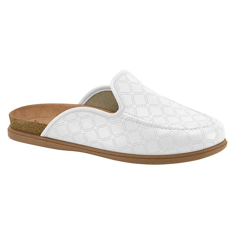 White Slide Flats