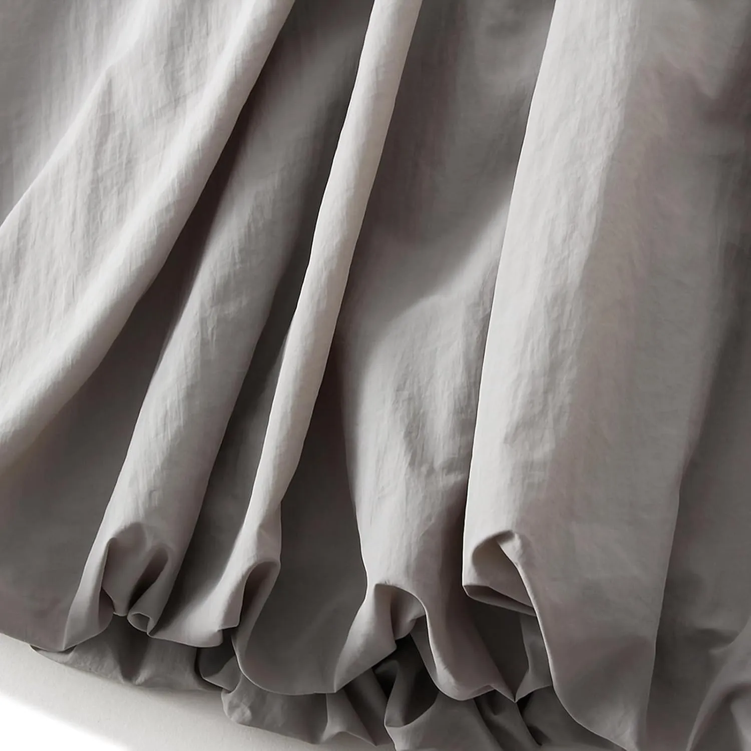 Women Y2k Bubble Maxi Skirt Midi Waist Flowy Balloon Skirt A Line Long Pleated Skirt Casual Ruffle Midi Skirt