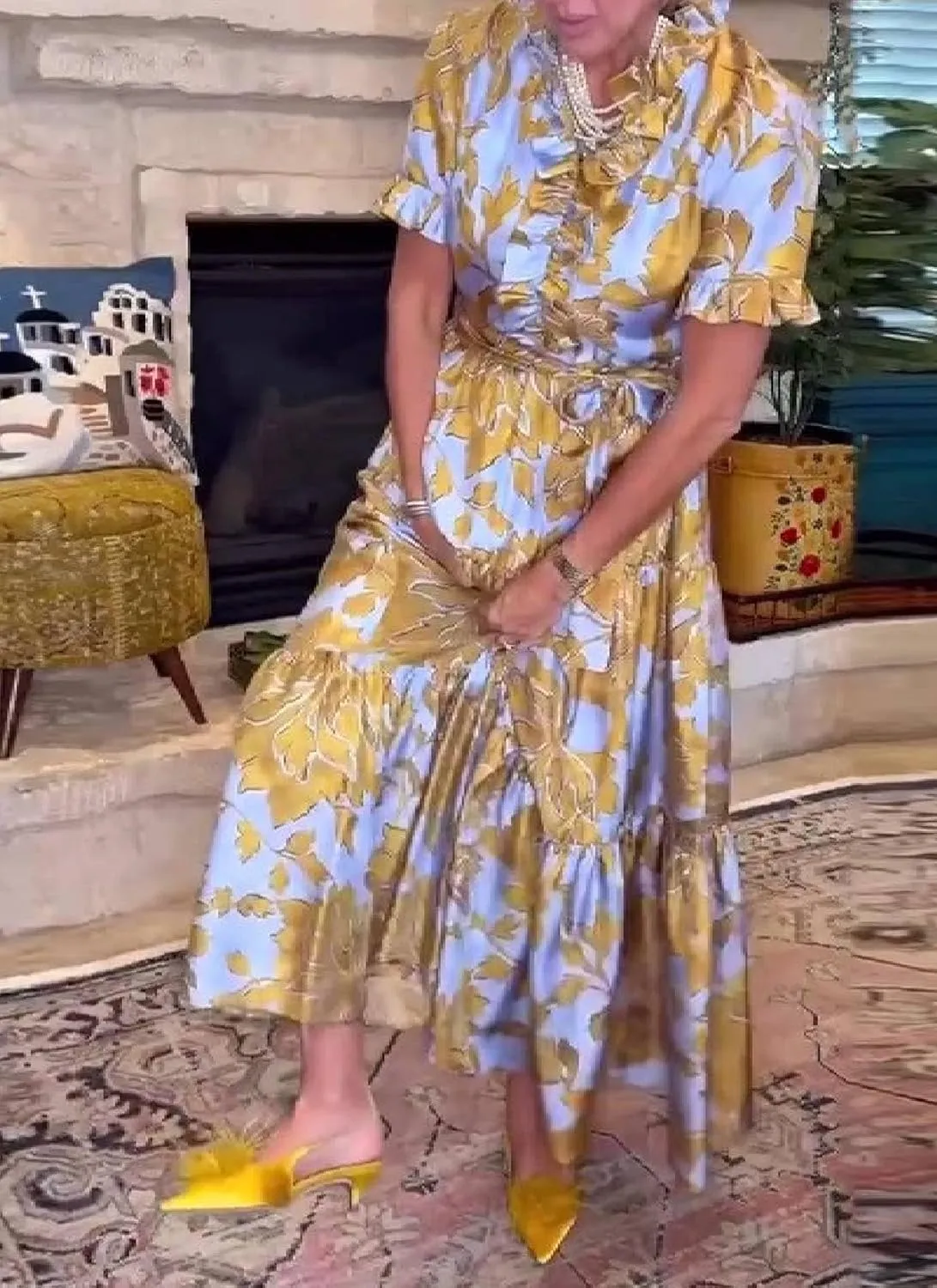 Women's A-Line Blue and Gold Floral Print Short Sleeve V-Neck Maxi Dress 2025 Spring Summer Stylish Elegant Loose Dress